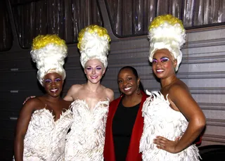 The Queen and Her Court - Gladys Knight visits with the cast of the Broadway musical &quot;Priscilla: Queen of the Desert&quot; backstage at the Palace Theatre in New York City. (Photo: Joseph Marzullo/WENN.com