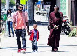 Boys Only - Usher takes his young son Naviyd Ely Raymond for a stroll in West Hollywood. They hung out with Ben Vereen and then grabbed a bite to eat at Real Food Daily. (Photo:&nbsp;Fame Pictures, Inc)