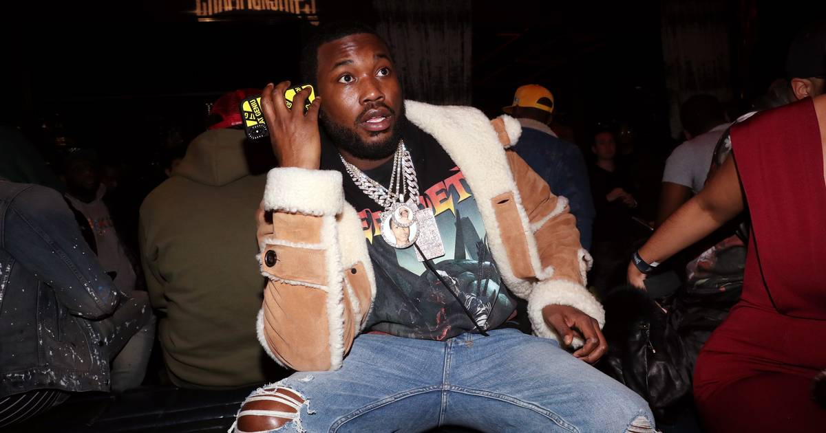 Meek Mill's X-Rated Tweets Has The Internet Crashing And Burning ...