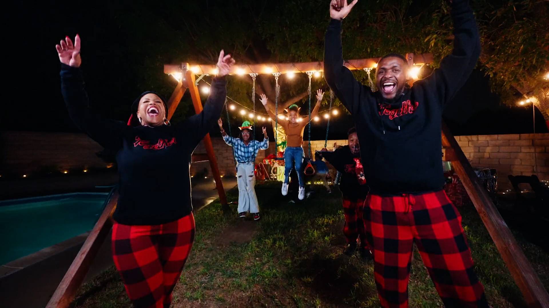 Teddy & Tina Campbell 'Christmas At Our House