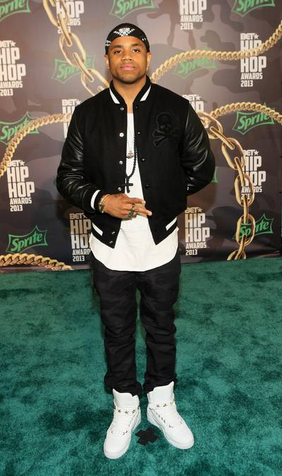 Mack Wilds&nbsp; - Mack Wilds kept it sporty in a black bandanna, lengthy white T-shirt, black jeans and sneakers.&nbsp;(Photo: Bennett Raglin/BET/Getty Images for BET)
