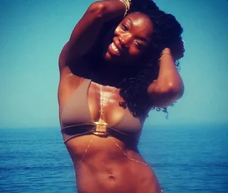 Brandy  - Brandy's glowing tan and toned physique leaves us longing for summer’s return.   (Photo: Instagram via Brandy)