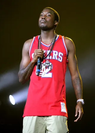 /content/dam/betcom/images/2013/09/Shows/Hip-Hop-Awards/092613-shows-hha-2013-we-rock-the-party-performer-meek-mill-performs.jpg