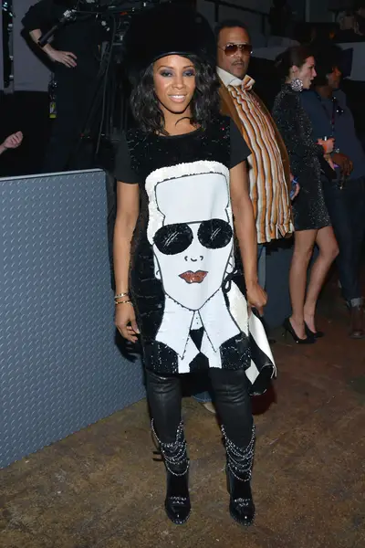 Fierce Face - Super stylist June Ambrose pays homage to Karl Lagerfeld at the Time Warner Cable Studios and Aspire Bring Soul to the Big Game in New York City.(Photo: Eugene Gologursky/Getty Images for Time Warner Cable)