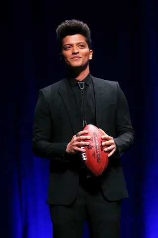 Best in Show - Halftime performer Bruno Mars poses at the Pepsi Super Bowl XLVIII Halftime Show Press Conference at the Rose Theater inside Jazz at Lincoln Center in New York City. (Photo: Larry Busacca/Getty Images)
