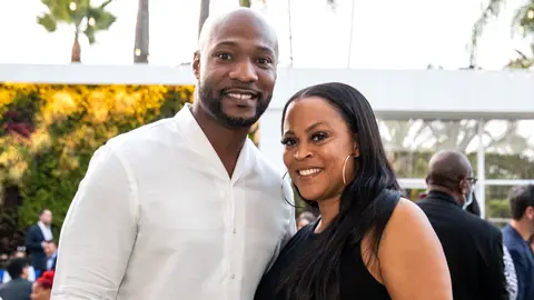 BEVERLY HILLS, CALIFORNIA - AUGUST 19: Keion Henderson (L) and Shaunie O'Neal (R) pose at The Pump Group Soiree at The Beverly Hills Hotel on August 19, 2021 in Beverly Hills, California. 