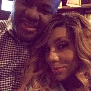 Tamar Braxton @tamarbraxtonher - The&nbsp;Tamar &amp; Vince stars take a quick selfie for the 'gram. This is one couple that always keeps it one hundred. (Photo: Tamar Braxton via Instagram)