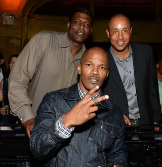 Grown Man Collective - Jamie Foxx takes a flick with retired NBA ballers Larry Johnson and John Starks at the Rolling Stone Bacardi Rebels at Roseland Ballroom in New York City. (Photo: Dimitrios Kambouris/Getty Images for Rolling Stone)