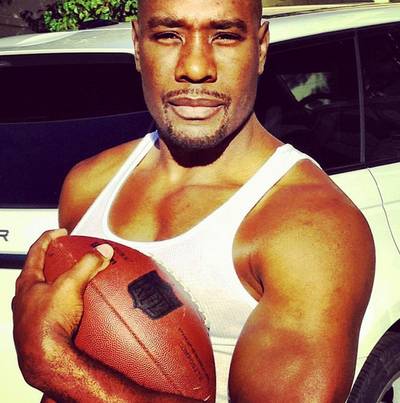 Morris Chestnut&nbsp;@morrischestnutofficial - Football never looked this good! We'll watch if we can see more of the Rosewood star and these muscles.(Photo: Morris Chestnut via Instagram)