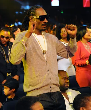 Snoop Dogg Turns Up - But he was turning up during the Lionel Richie tribute! Let's face it, Snoop is an old soul with a fond memory of back-in-the-day hits. (Photo: Kevin Mazur/BET/Getty Images for BET)