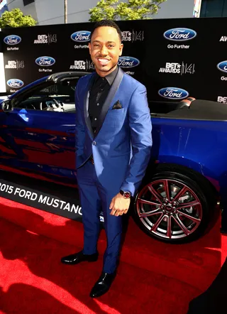 Terrence J. - The Think Like A Man star spices things up on the red carpet in an electric blue suit.(Photo: Johnny Nunez/BET/Getty Images for BET)