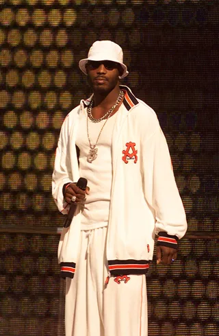 2001 - DMX rocked a white velour set and tank to the 2001 MTV awards. Talk about styling on them! (Photo: Getty Images)