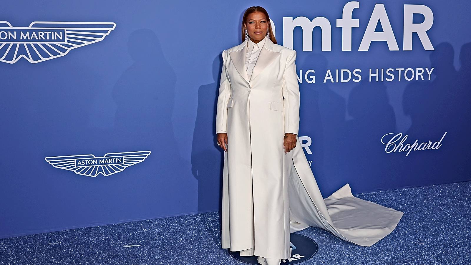 Queen latifah red store carpet