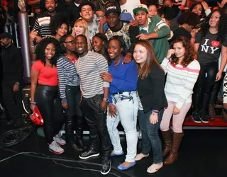 Ladies Love Kevin - The livest audience poses with Kevin Hart as he visits 106. (Photo:&nbsp; Bennett Raglin/BET/Getty Images for BET)
