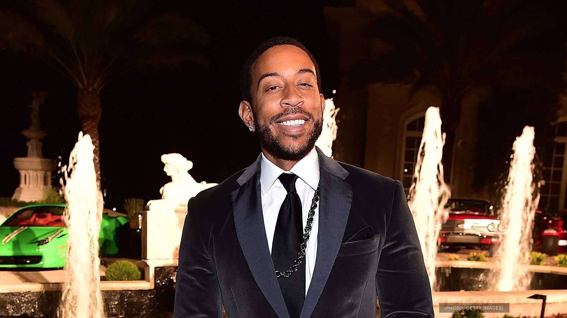 Did Ludacris threaten A fan?