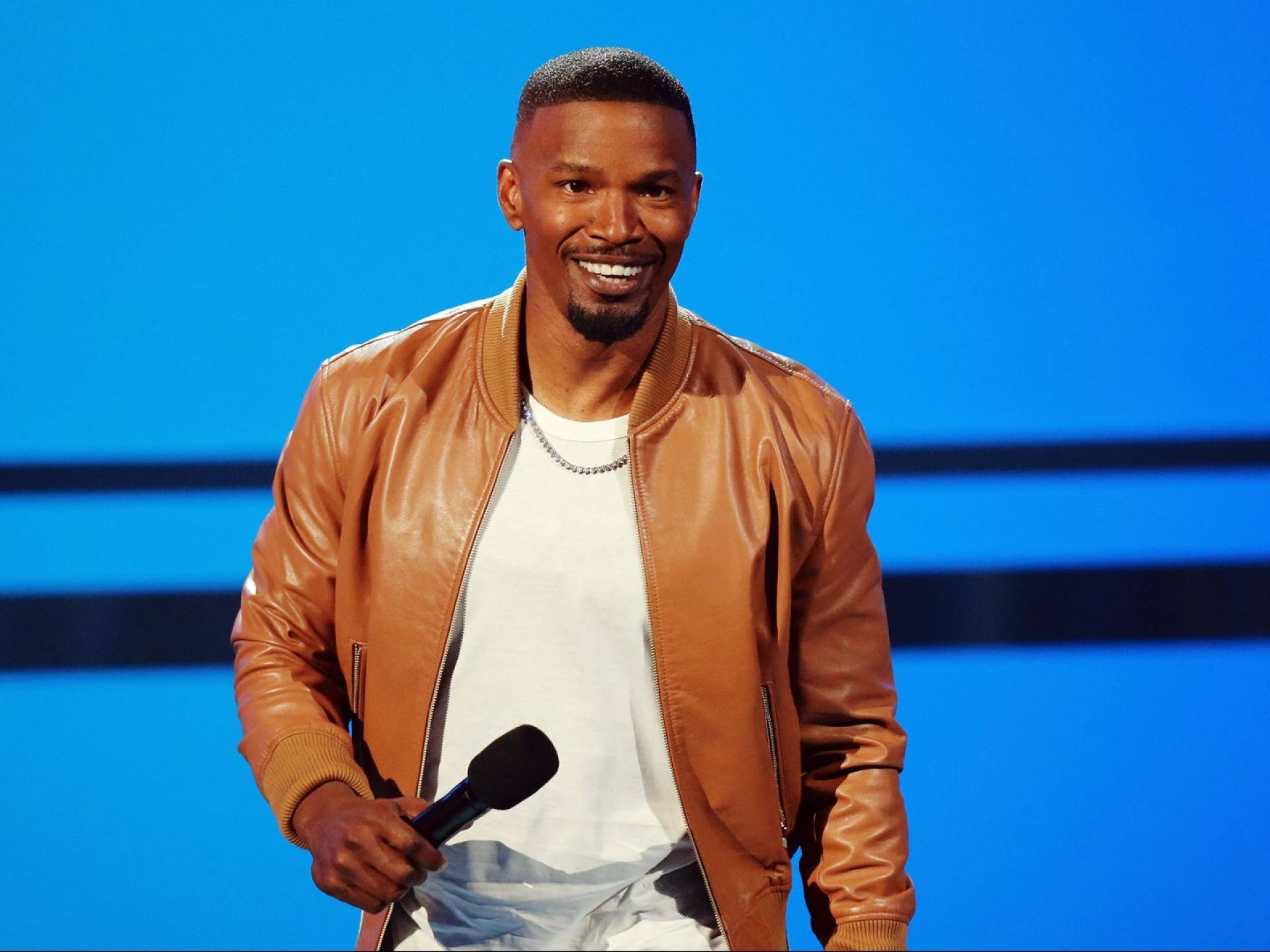 Jamie Foxx Sings To Daughter During Private Concert In Dallas - (Video