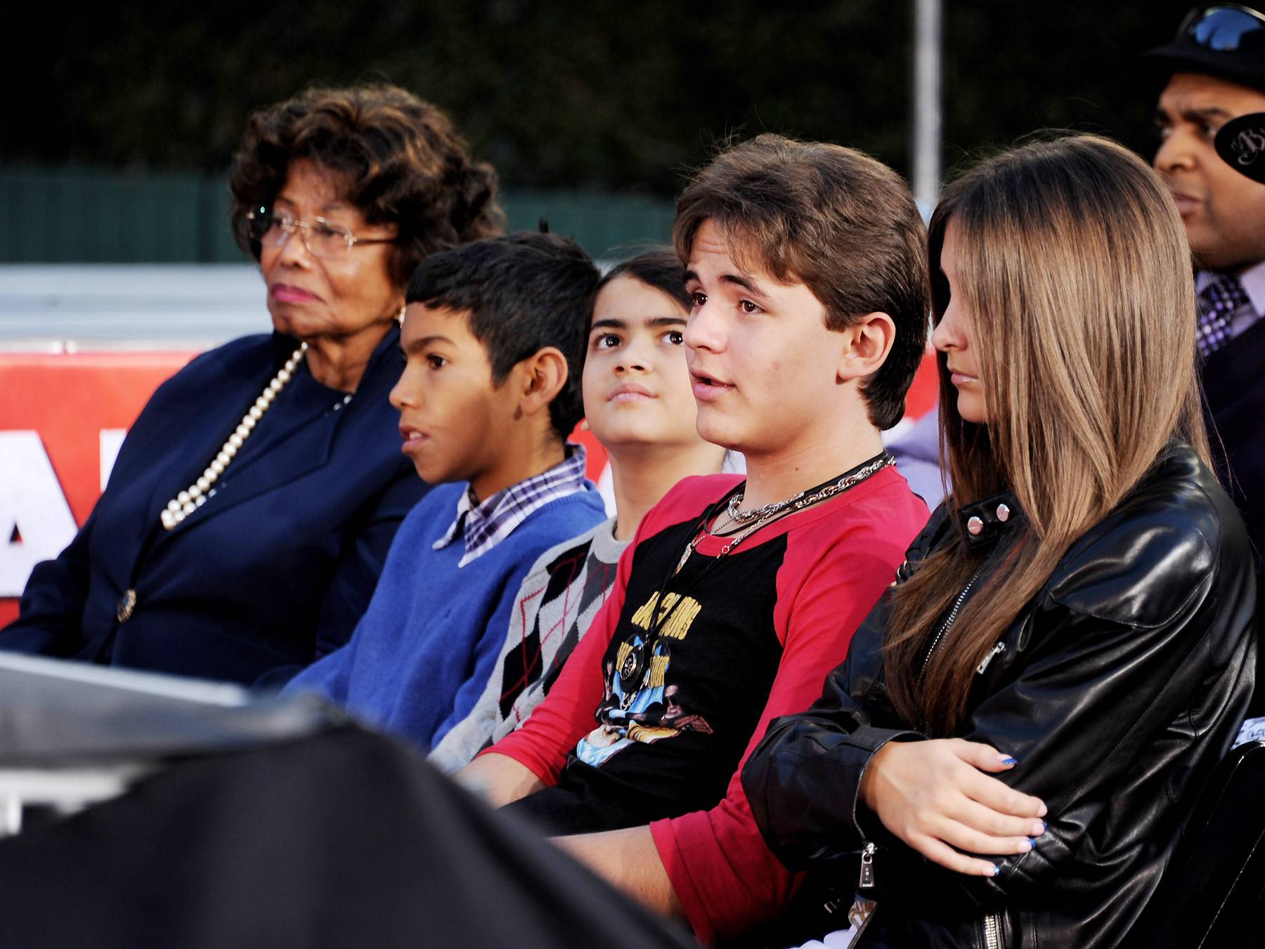 UPDATE Jackson Siblings Barred From Katherine Jackson's House News BET