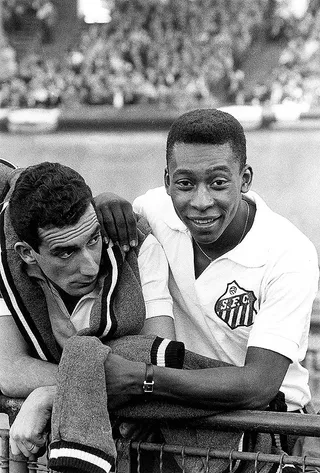 Leading Santos Against Nigeria During Civil War - Pelé was so good and so popular throughout the world that in 1967 the two groups of a continuing Nigerian Civil War agreed to a two-day ceasefire so that they could watch the master footballer play an exhibition match with Santos. Powerful.(Photo: Keystone France/Getty Images)