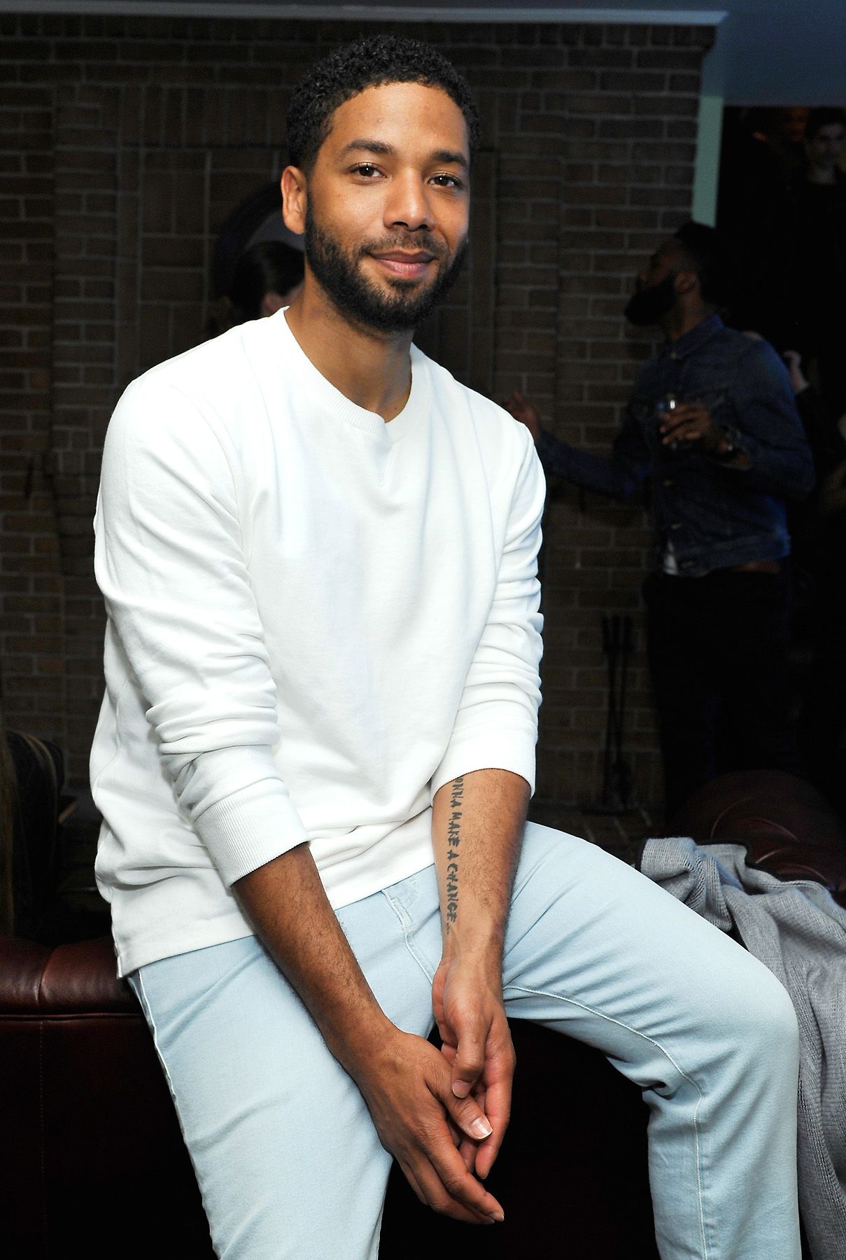 550294701KI00044_Opening_Ce