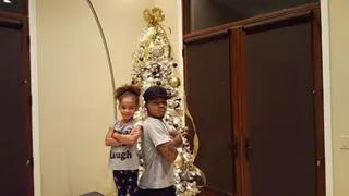 Stuntin' Like My Daddy - Shad Moss and his pint sized mini-me are too cute as they posed in front of their newly decorated Christmas tree.&nbsp;(Photo: Shad Moss via Instagram)