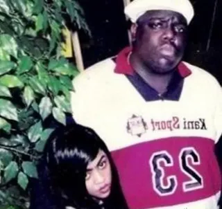 I Can Love You - "In love with you since the days of "Juicy" Now I watch you play Columbo, PicassoTricks inside colossals, turn you castles to brothels, uh!Who you lovin? Who you wanna be huggin'?"(Photo: Lil Kim via Instagram)