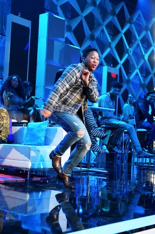 Shiggy does his namesake dance challenge. - (Photo: Marcus Ingram/Getty Images for BET)&nbsp;
