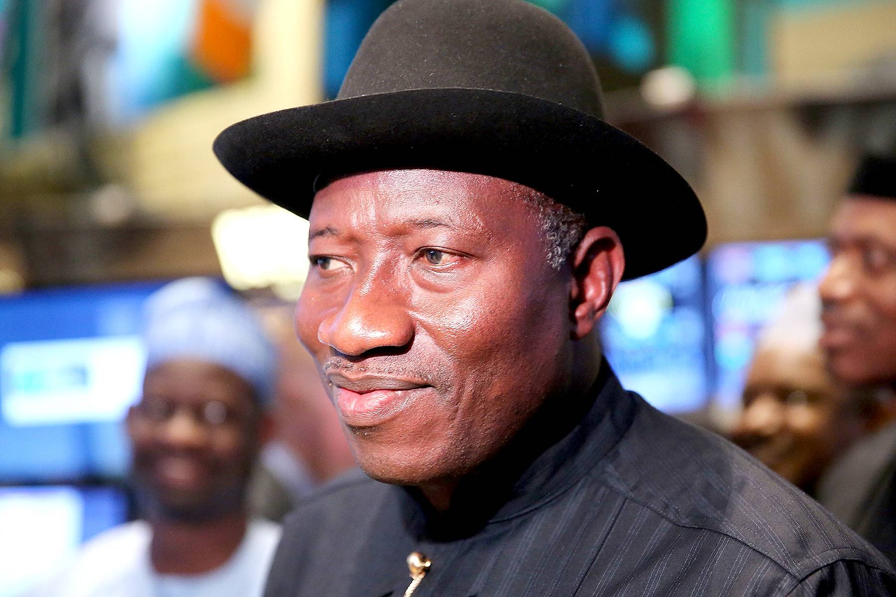 Nigeria President Jonathan Meets With Families of Missing Girls