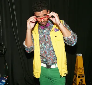 Bright Young Thing - Drake&nbsp;poses backstage in a colorful ensemble before hitting the stage to host the 2014 ESPYS at Nokia Theatre L.A. Live in Los Angeles. (Photo: Christopher Polk/Getty Images For ESPYS)
