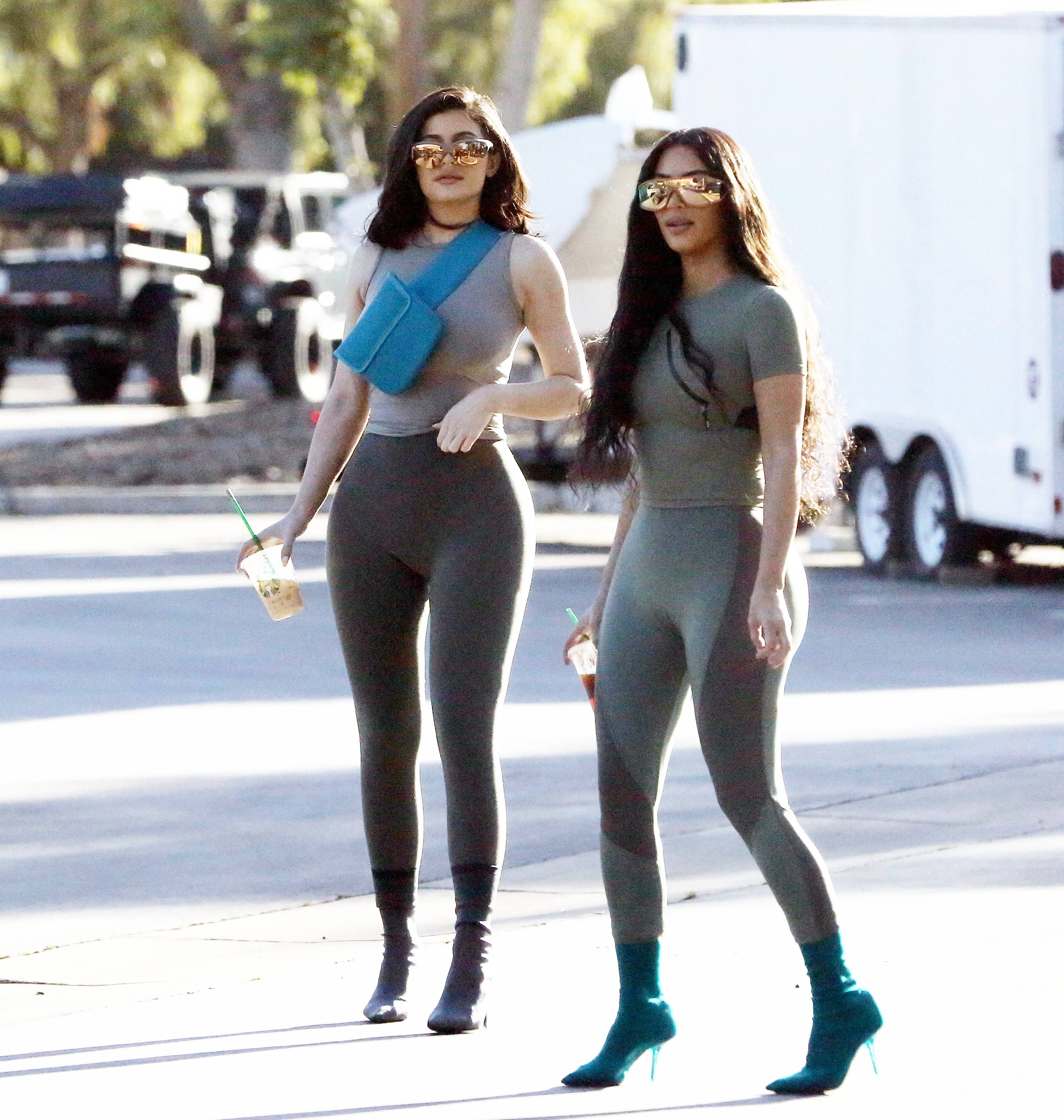 Kylie Jenner shows off curves in skintight black leggings and