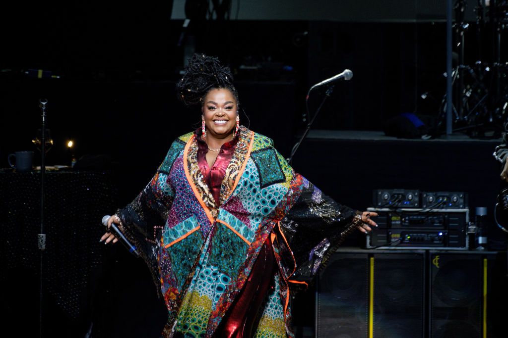 Jill Scott Defends Chris Brown's Troubled Past | News - Vimarsana News