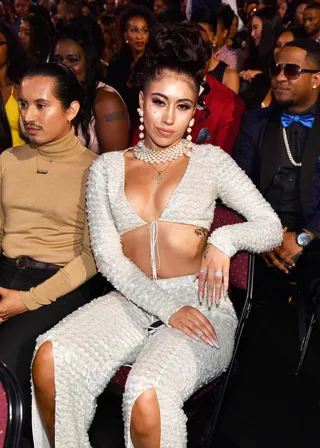 Kali Uchis Looking Stunning! - (Photo: Paras Griffin/Getty Images for BET)&nbsp;