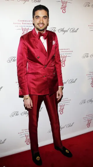 DJ Cassidy - DJ Cassidy gave the red carpet a run for its money in this shiny suit.&nbsp; (Photo: UPI/John Angelillo /LANDOV)