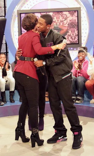 Hugs - Alicia Keys visits 106 &amp; Park (Photo: Randy Smith/BET)