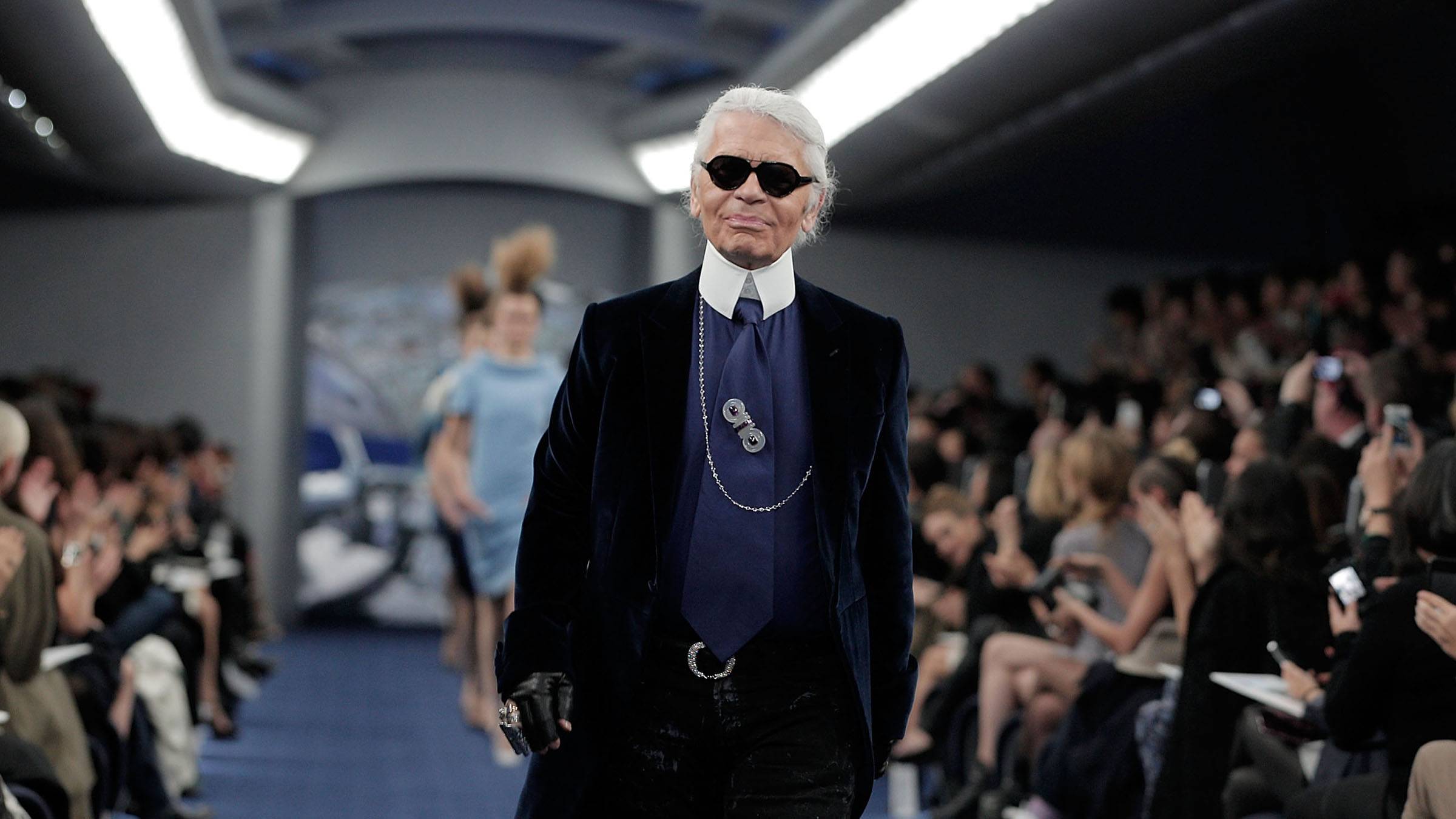 Karl Lagerfeld: A Line of Beauty' To Be 2023 MET Gala Theme, News