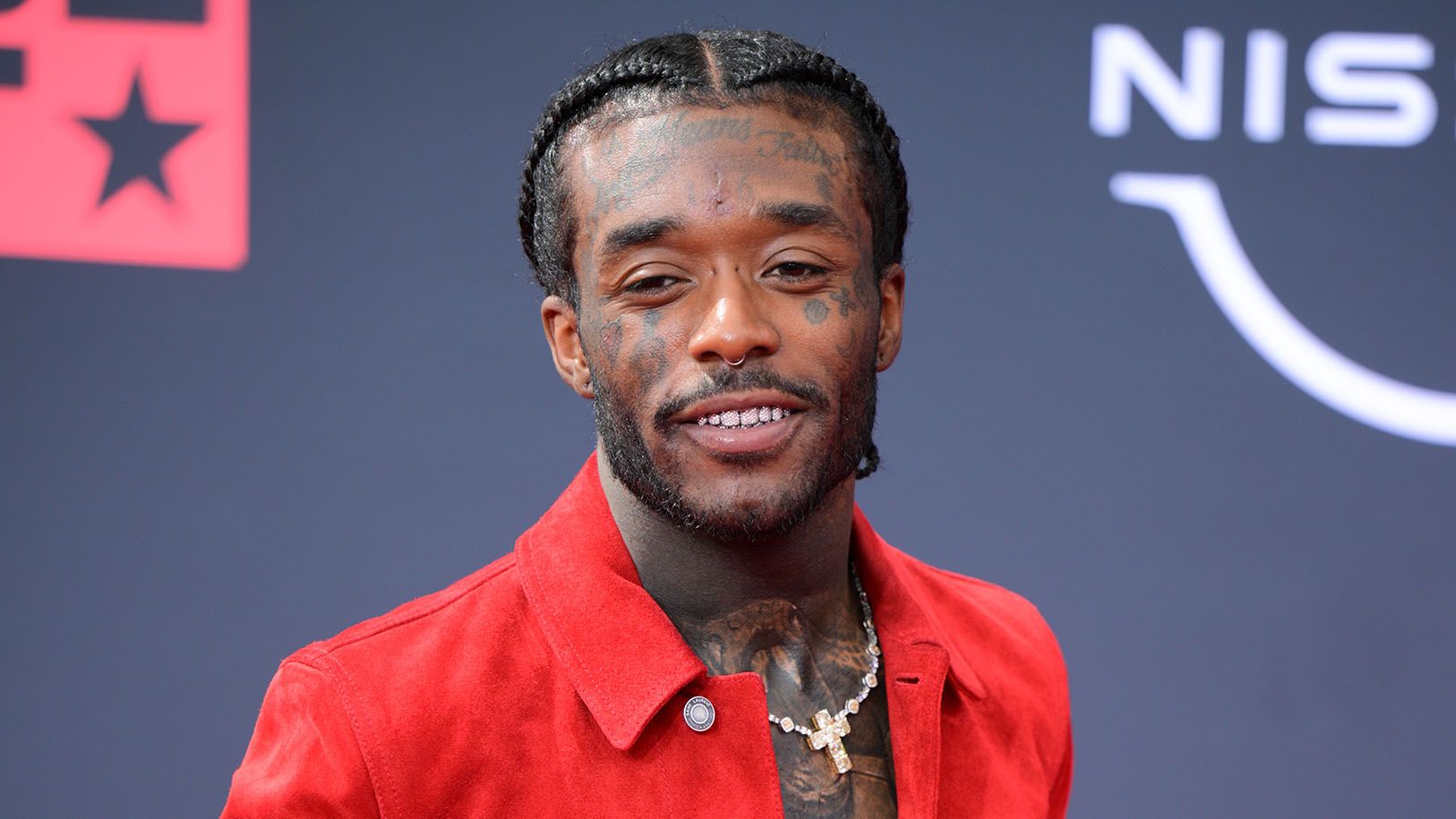 Lil Uzi Vert Credits Roc Nation CEO For Helping Curb Addiction To Xanax