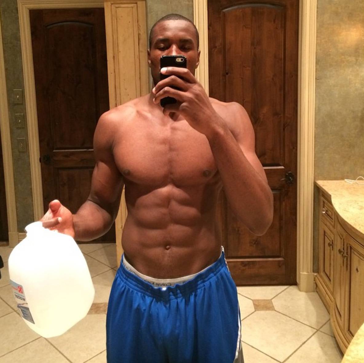 Look: The Most Eggplant-y Gray Sweatpants Pics of Newly Single Serge Ibaka  | News | BET