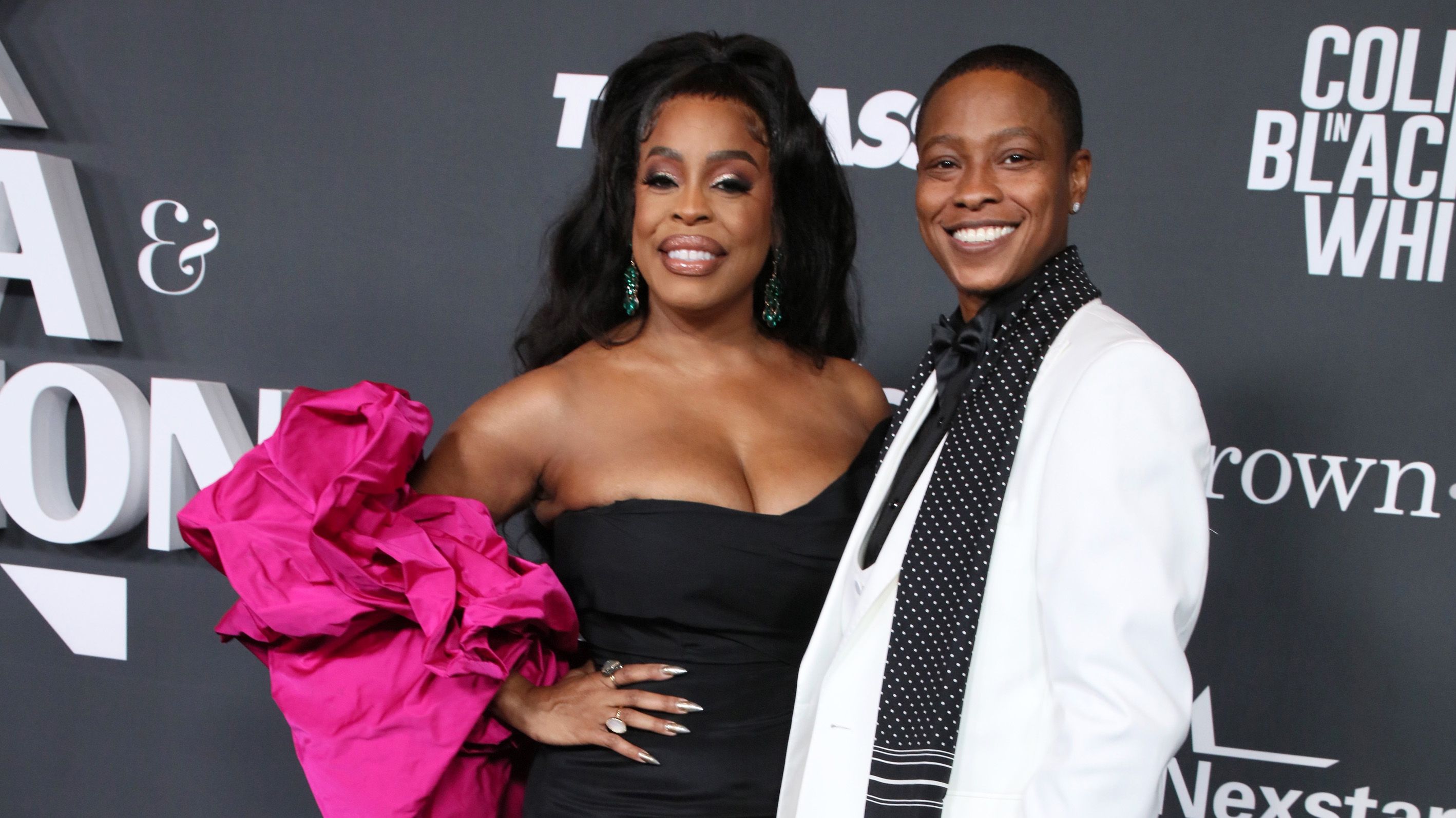 Niecy Nash And Jessica Betts Make History As First Same-Sex Couple To Cover ESSENCE News