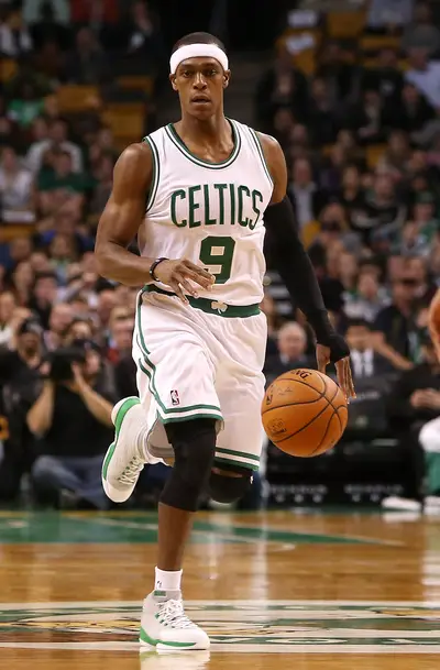 Celtics trade Rajon Rondo to Mavericks