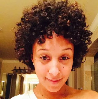 Tamera Mowry @tameramowrytwo - Natural curls, natural face, natural girl! The Real co-host isn't afraid to show what she looks like off-camera. #Confidence (Photo: Tamera Mowry via Instagram)