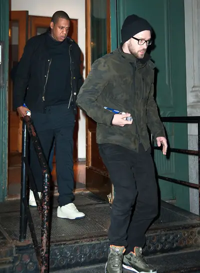 No Suit, No Tie - Is there a musical collaboration on the horizon? The paps caught&nbsp;Jay Z and Justin Timberlake leaving Taylor Swift's apartment in TriBeCa. Can't wait to see what 2015 will bring!(Photo: NorthWoodsPix / Splash News)
