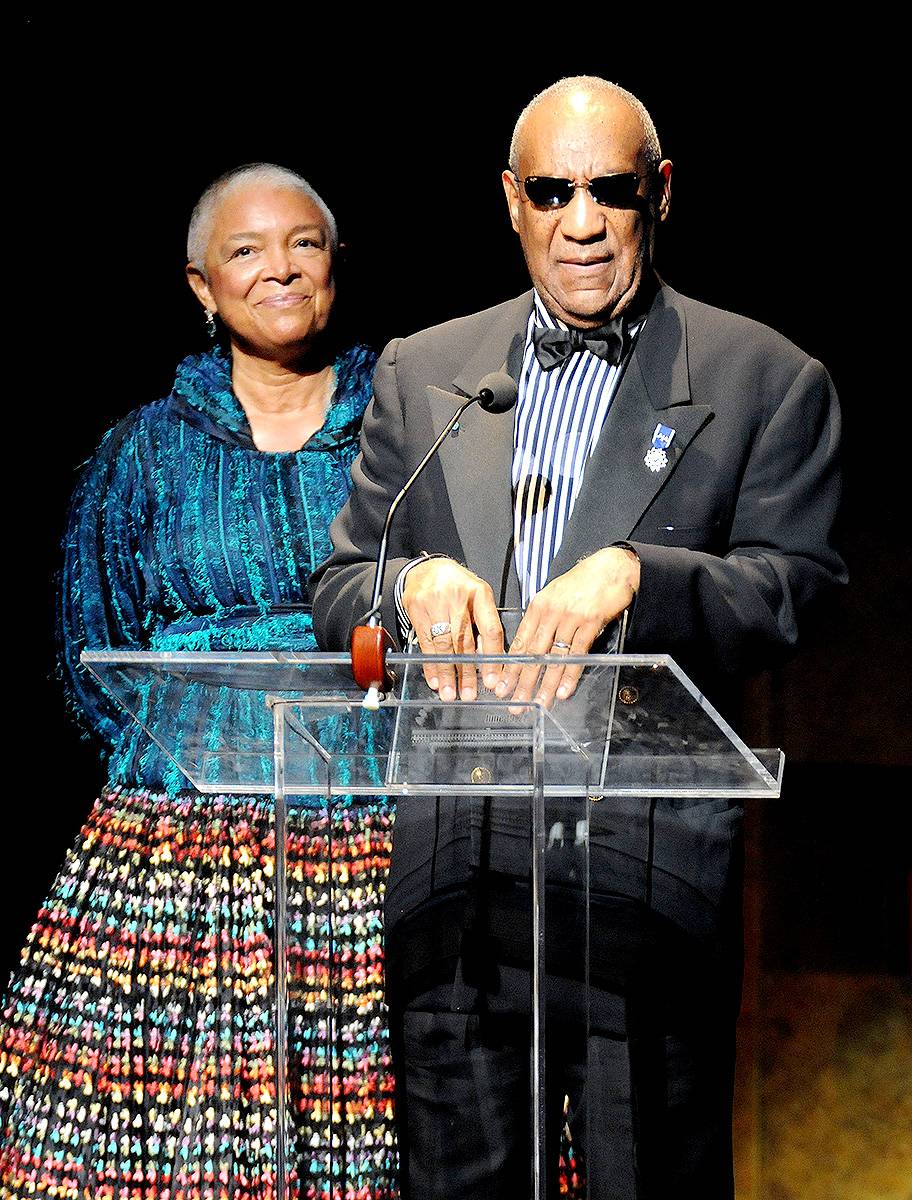 Camille Cosby Defends Her Husband 'He Is the Man You Thought You Knew(00)