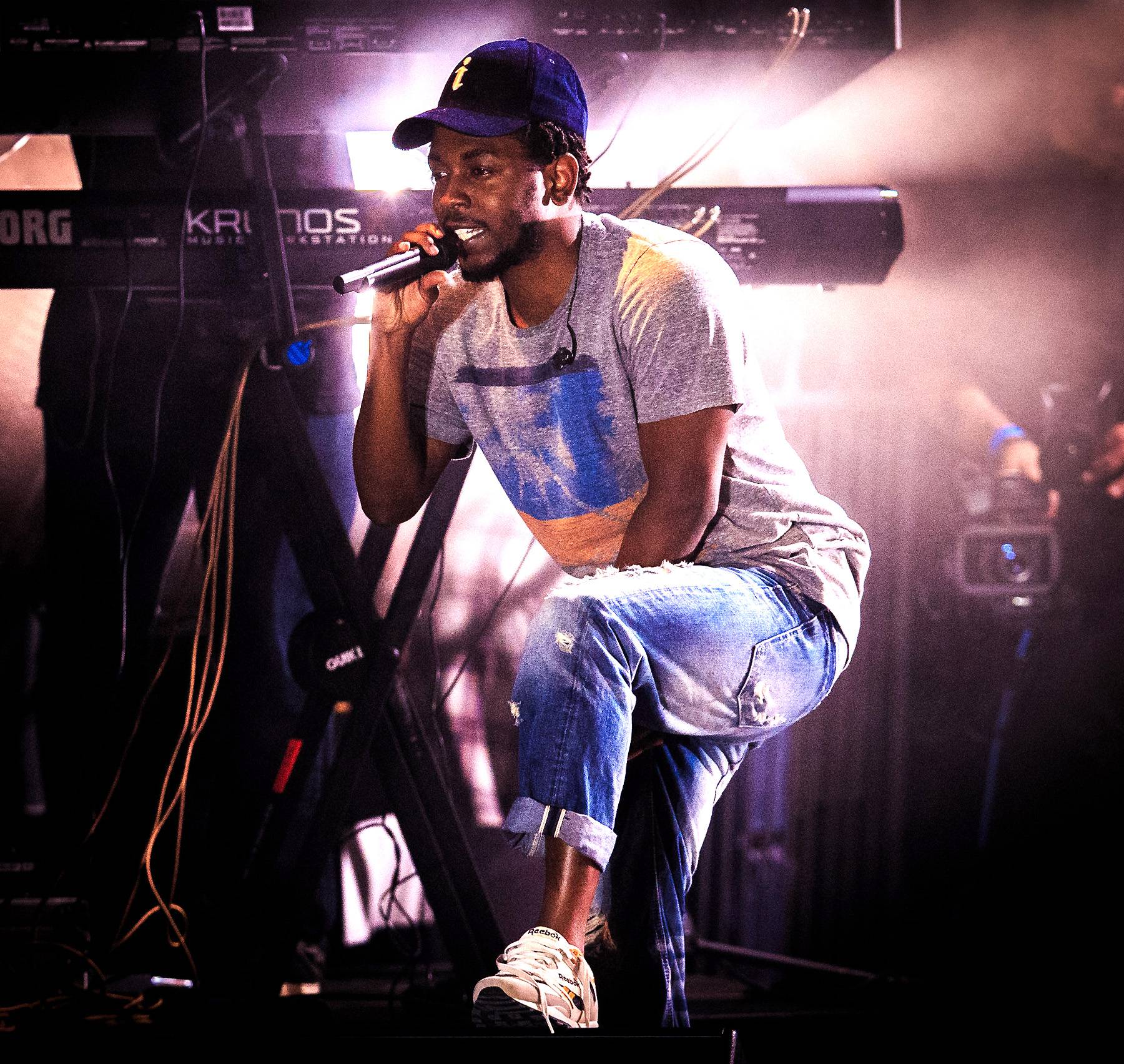 Kendrick Lamar Gets Reflective - Image 3 from The Buzz: Nicki Minaj ...