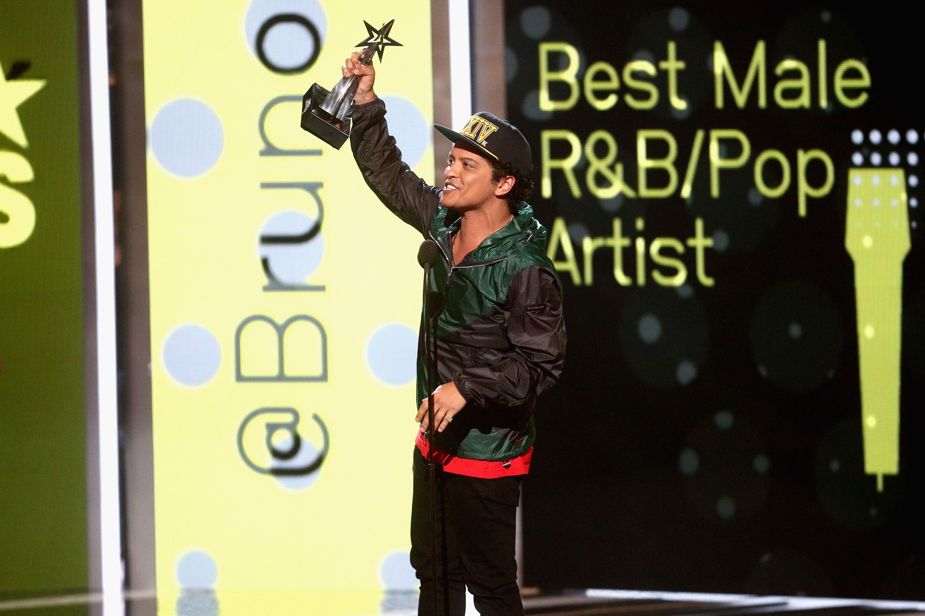 BET Awards 2022: 5 Past BET Awards 'Best Male R&B Artist' Winners We ...