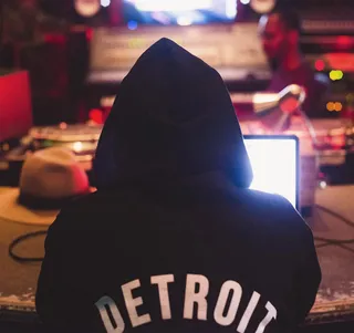 Workin' and Grindin' - "Cause I be spittin' crack, make a rap b***h snort a line / In the studio, you ain't got a hit, you wastin' time / Most of these rappers fake, they was lame before they made a song! / I've been the s**t, and that's word to my f**kin' mom." — "We Good"(Photo: Dej Loaf via Instagram)