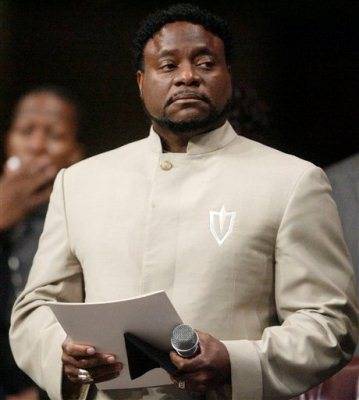 Long Agrees to Mediation - Bishop Eddie Long, whose sexual coercion lawsuits rocked headlines in September, recently agreed to go to mediation with his four accusers – Spencer LeGrande, 22, Jamal Parris, 23, Anthony Flagg, 21, and Maurice Robinson, 20 &#172;&#172;– in February. The young men have accused the New Birth Missionary Baptist Church leader of abusing his spiritual authority and exchanging lavish gifts for sex while they were teenagers. If the mediation doesn’t go well, a tentative trial date is scheduled for July 11, 201