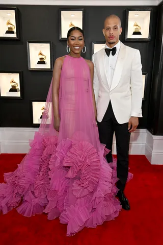 020423-style-grammy-couples-06.jpg