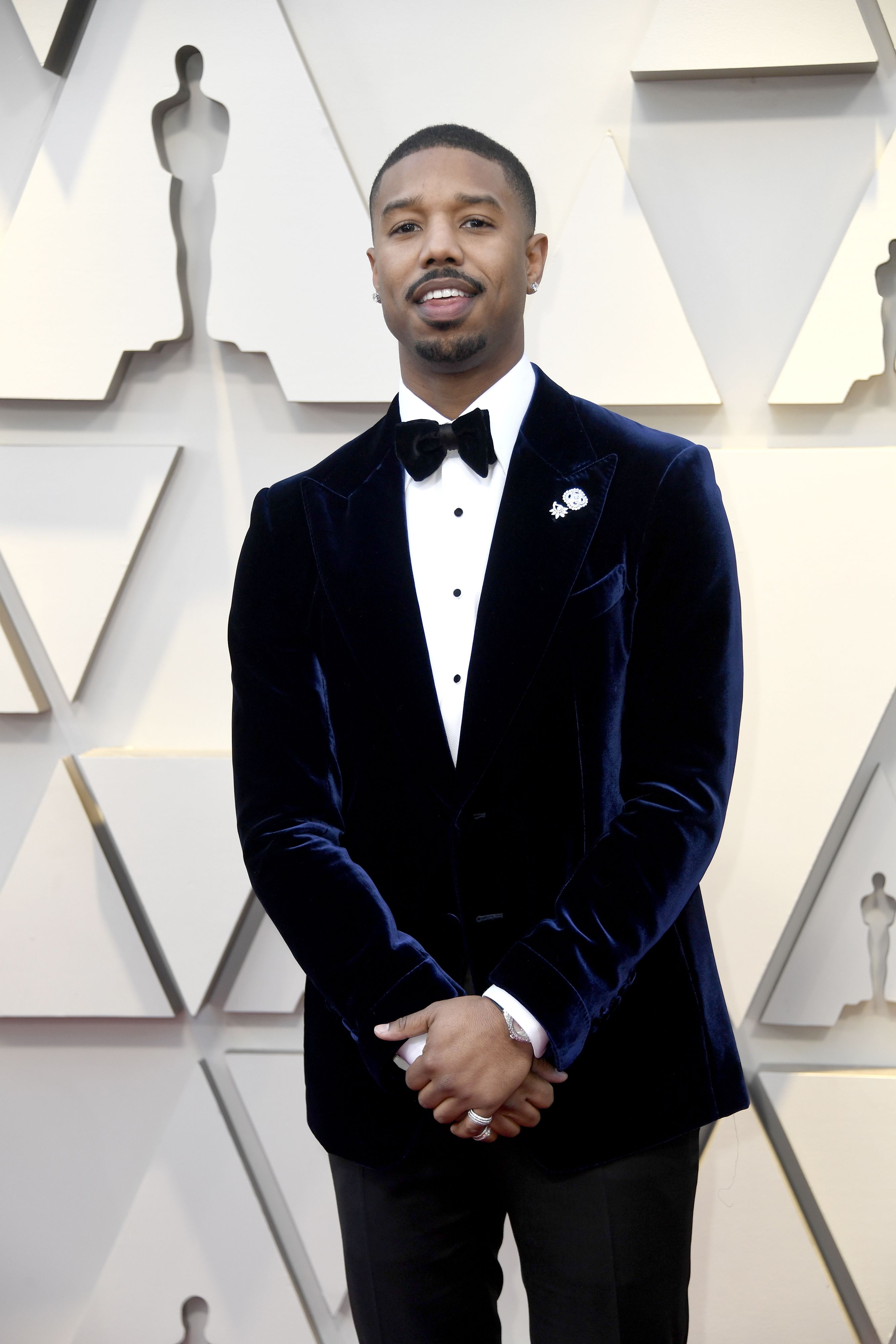 Michael B. Jordan Kissing His Oscars Date On The Red Carpet Is Melting