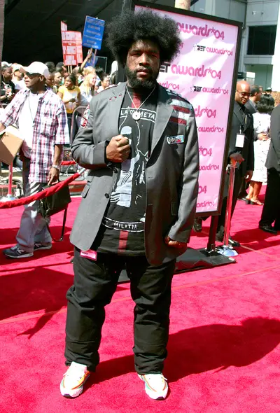 ?uestlove - The man behind The Roots' music poses for the cameras before gearing up for his peformance of &quot;99 Problems&quot; with Jay-Z.&nbsp;(Photo: Jeffrey Mayer/WireImage.com/Getty Images)
