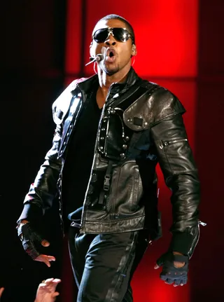 Usher - The multi-platinum singing sensation, whose album Here I Stand was a multi-platinum success, makes every woman in the audience smile with delight while he performs "Love In This Club."(Photo: Kevin Winter/Getty Images)