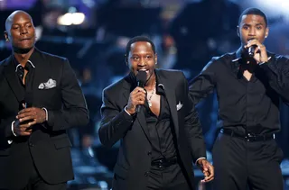 Tyrese, Johnny Gill and Trey Songz - R&amp;B's old and new come together onstage to perform&nbsp;&quot;Back Stabbers&quot; for The O'Jays' Lifetime Achievemnet honor. (Photo: Kevin Winter/Getty Images)